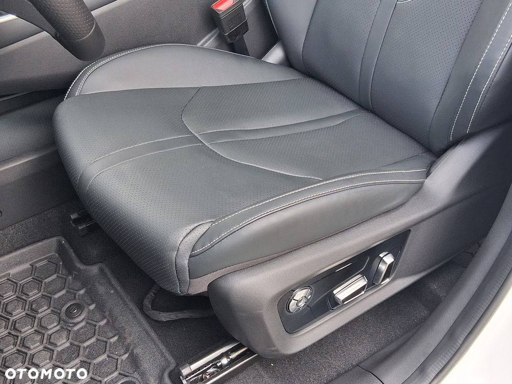 Forthing T5 EVO T-Five 1.5T HEV e-CVT - 17