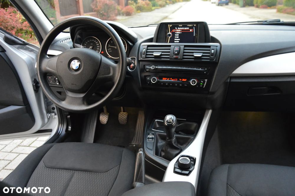 BMW Seria 1 116i Sport Line - 15