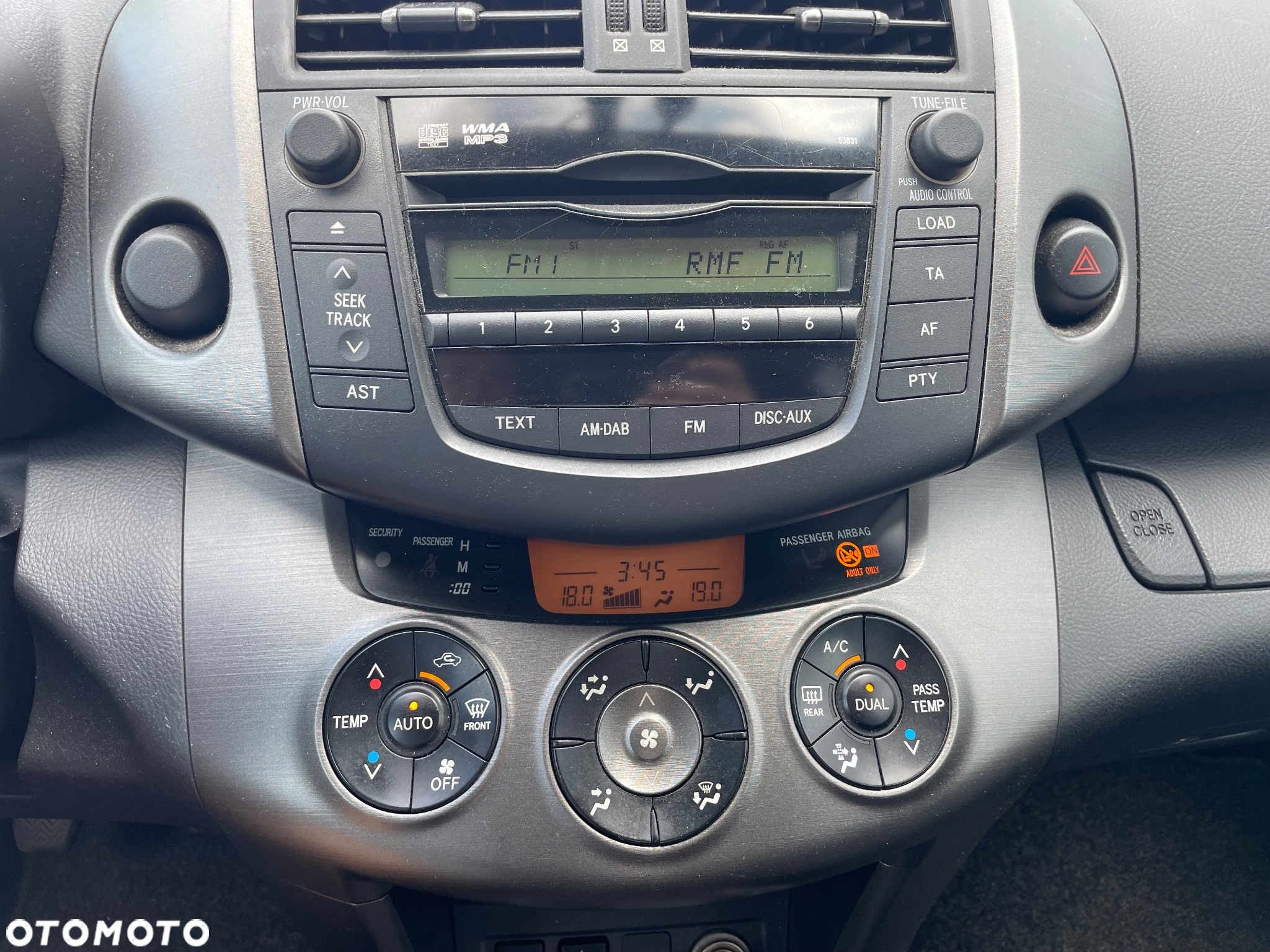 Toyota RAV4 2.0 VVT-i Sol 4x2 - 23