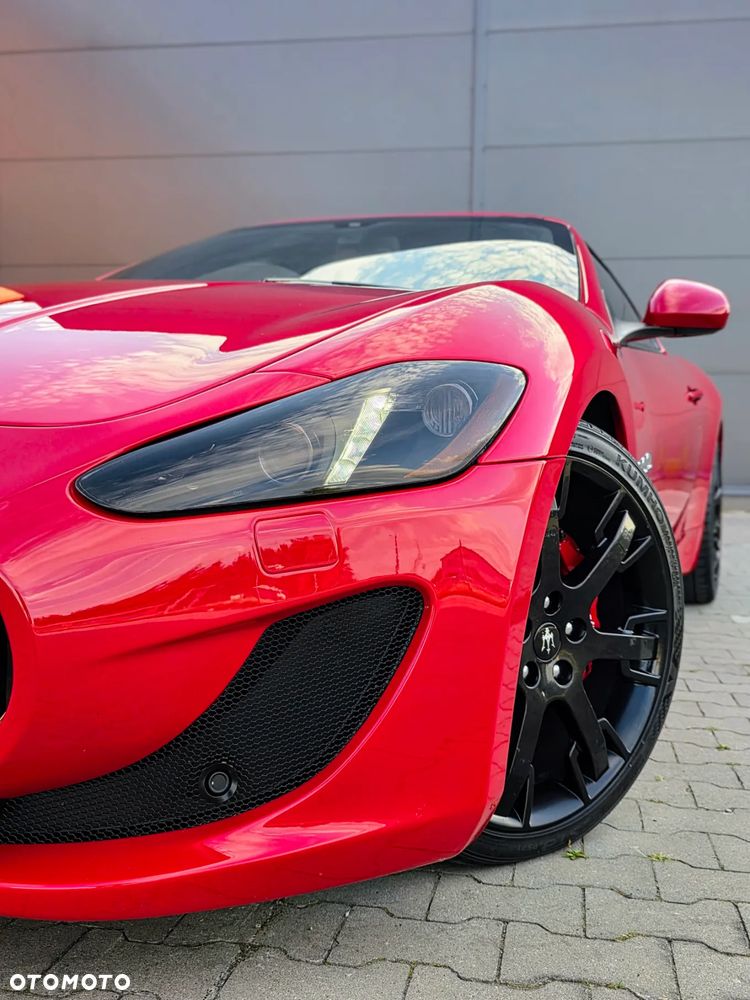 Maserati GranTurismo S Automat - 4