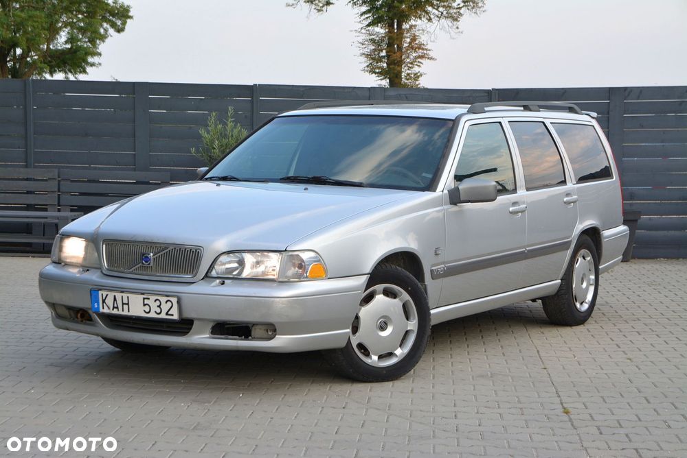 Volvo V70 2.5 - 2