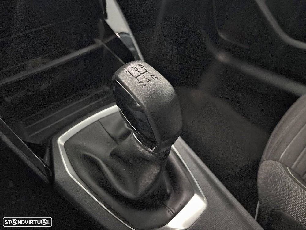 Peugeot 208 1.2 PureTech Active - 19