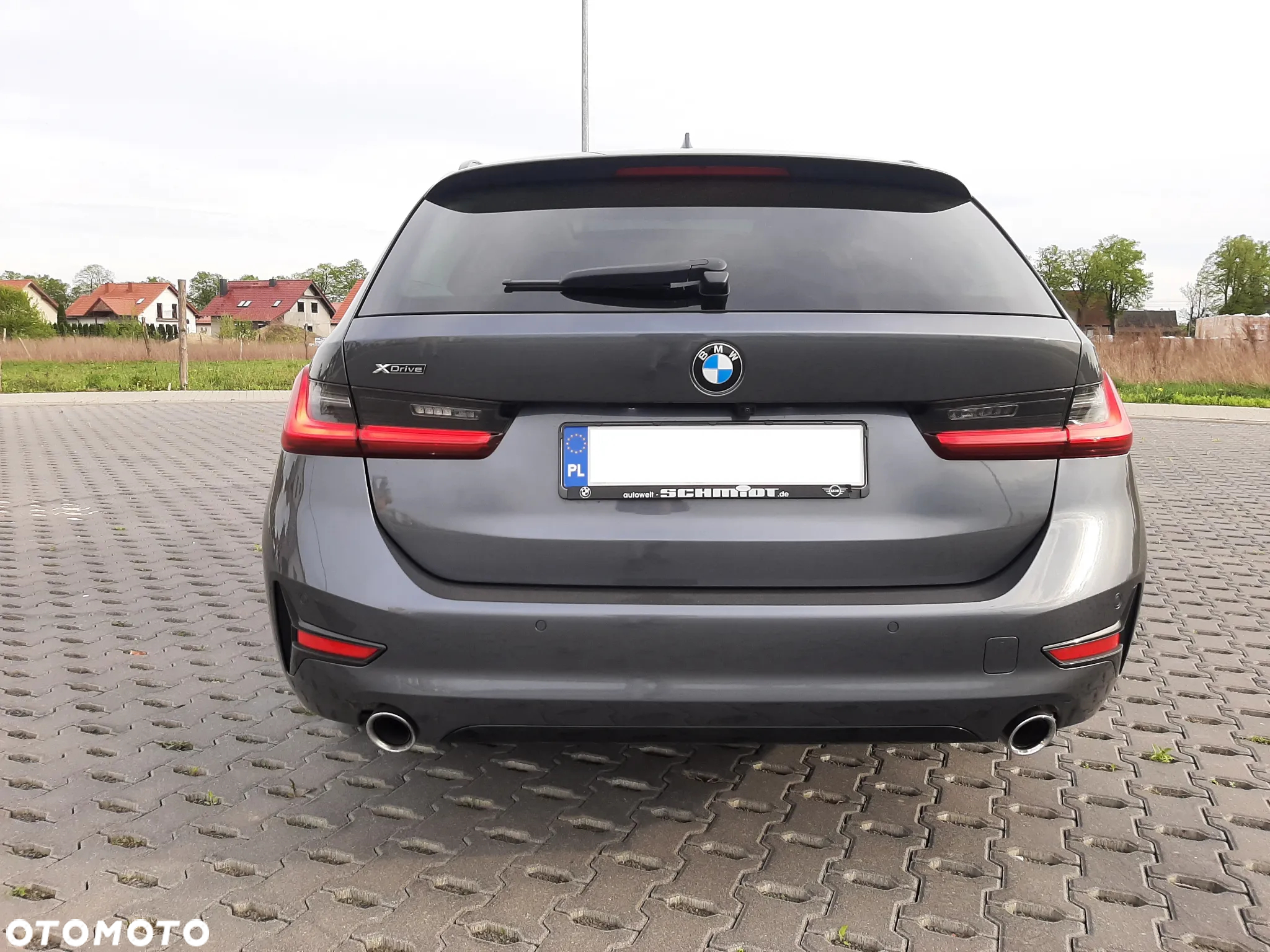 BMW Seria 3 330d Touring xDrive - 6