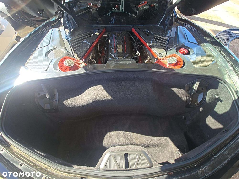 Chevrolet Corvette Stingray 3LT 6.2 V8 Automatik - 13