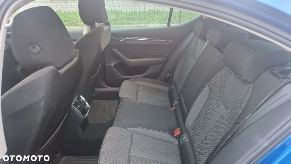 Skoda Octavia 1.5 TSI ACT Style - 10