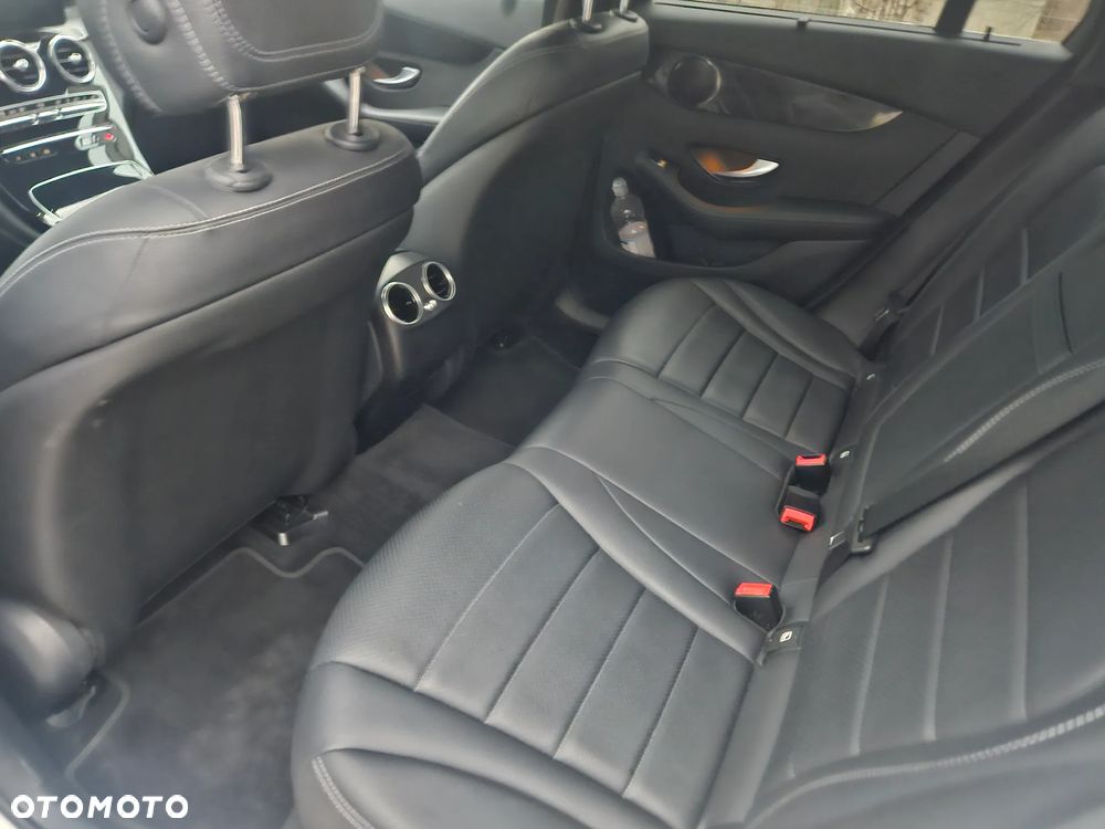 Mercedes-Benz GLC 220 d 4Matic 9G-TRONIC - 16