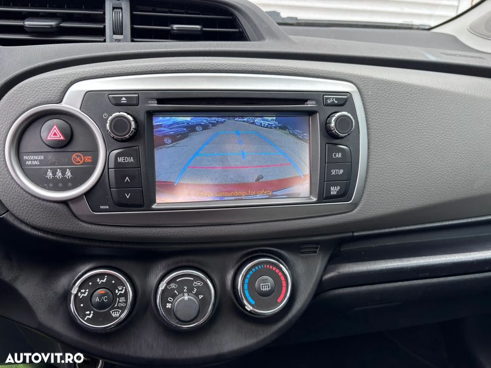 TOYOTA Yaris 2014 — imagine 29