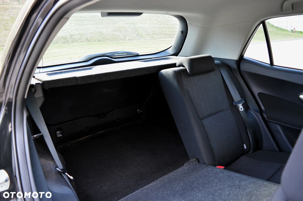 Toyota Auris 1.33 VVT-i Life - 14