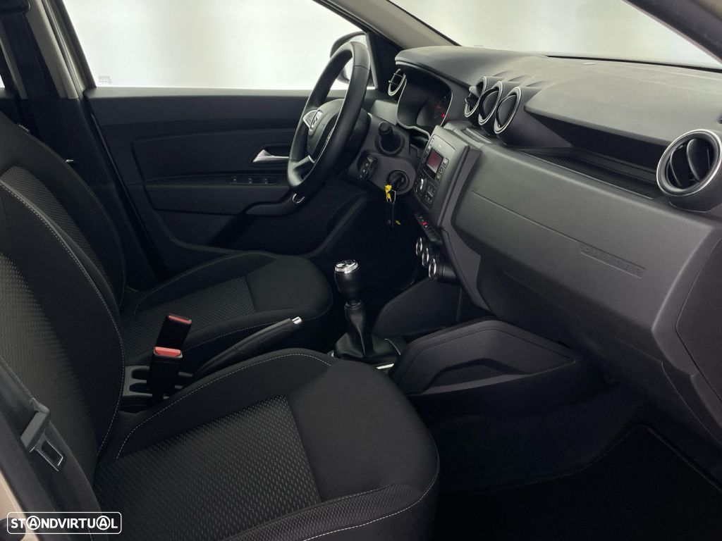 Dacia Duster 1.6 SCe Prestige Bi-Fuel - 23
