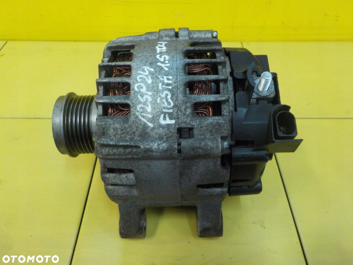 FIESTA MK7 B-MAX 1.5 TDCI 15r 75KM UGJC alternator - 1