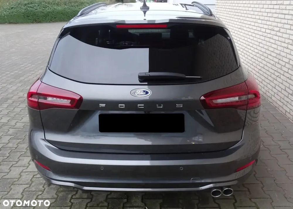 Ford Focus 1.0 EcoBoost mHEV ST-Line X - 5