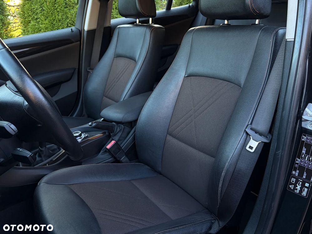 BMW X1 xDrive18d xLine - 25