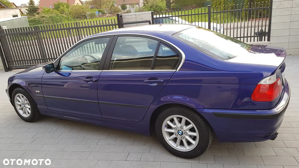 BMW Seria 3 - 16