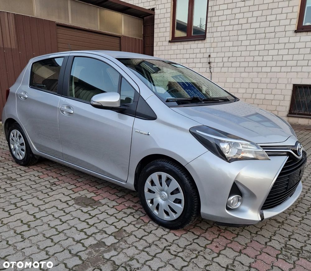 Toyota Yaris Hybrid 100 Active EU6 - 6