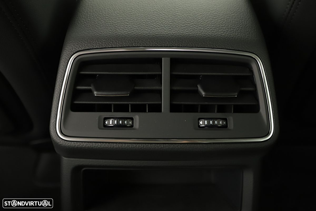Audi Q8 e-Tron Sportback 50 quattro S line - 27