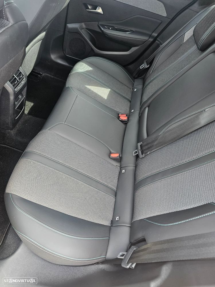 Peugeot 308 SW 1.6 Hybrid Allure e-EAT8 - 16