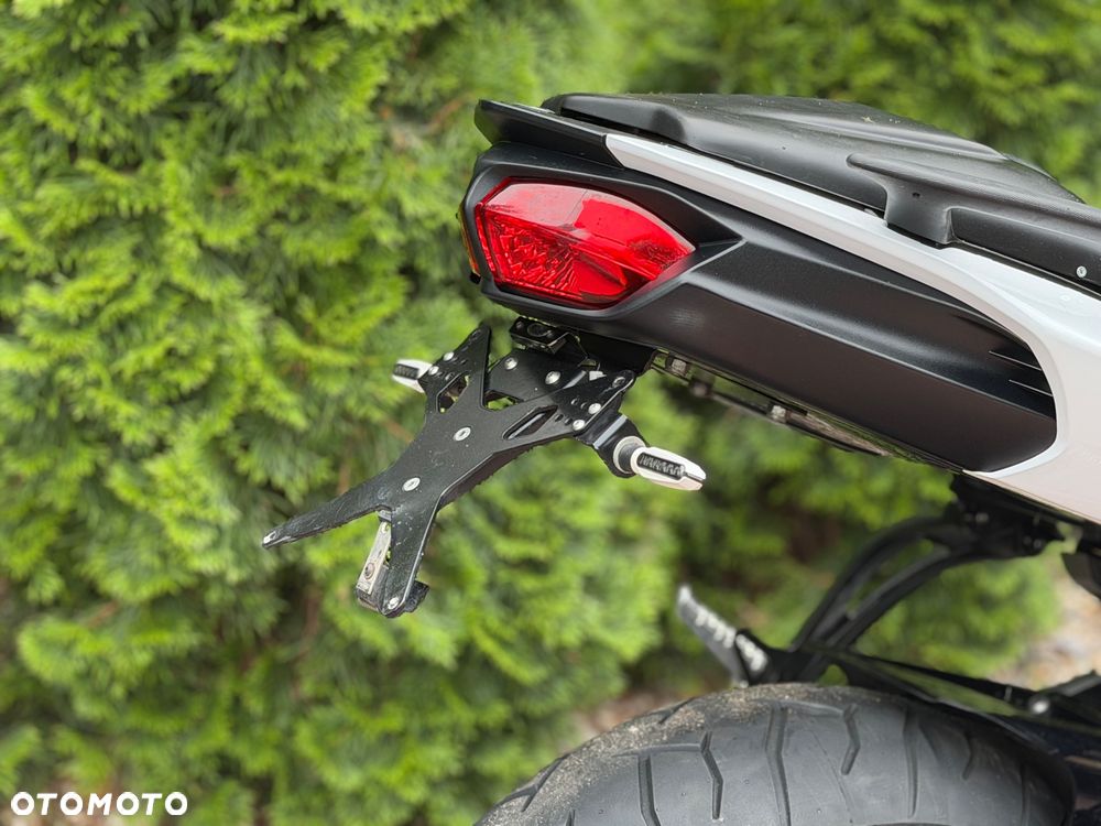 Yamaha FZ8 - 23