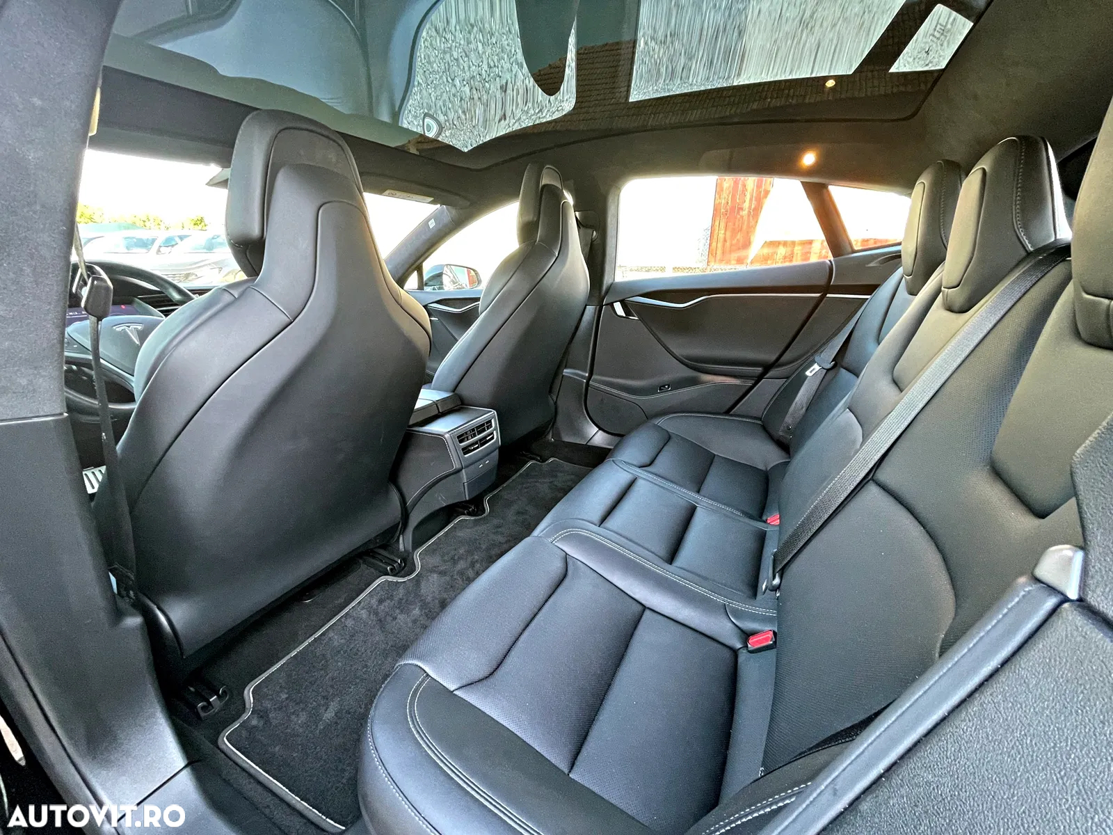 Tesla Model S Ludicrous Performance - 8