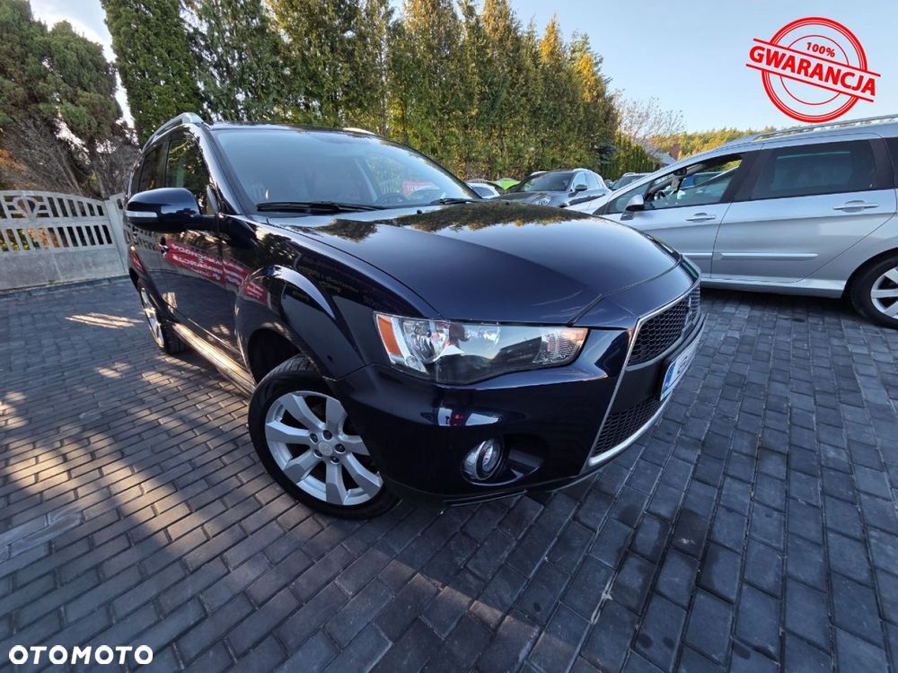 Mitsubishi Outlander - 11