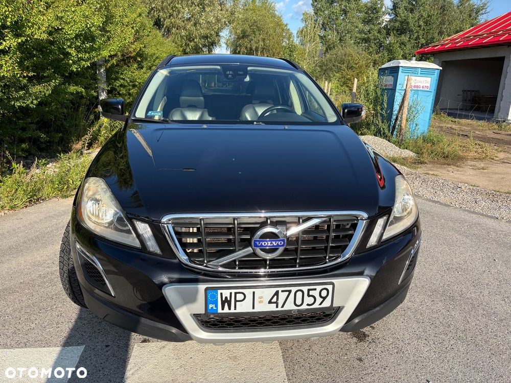 Volvo XC 60 - 8