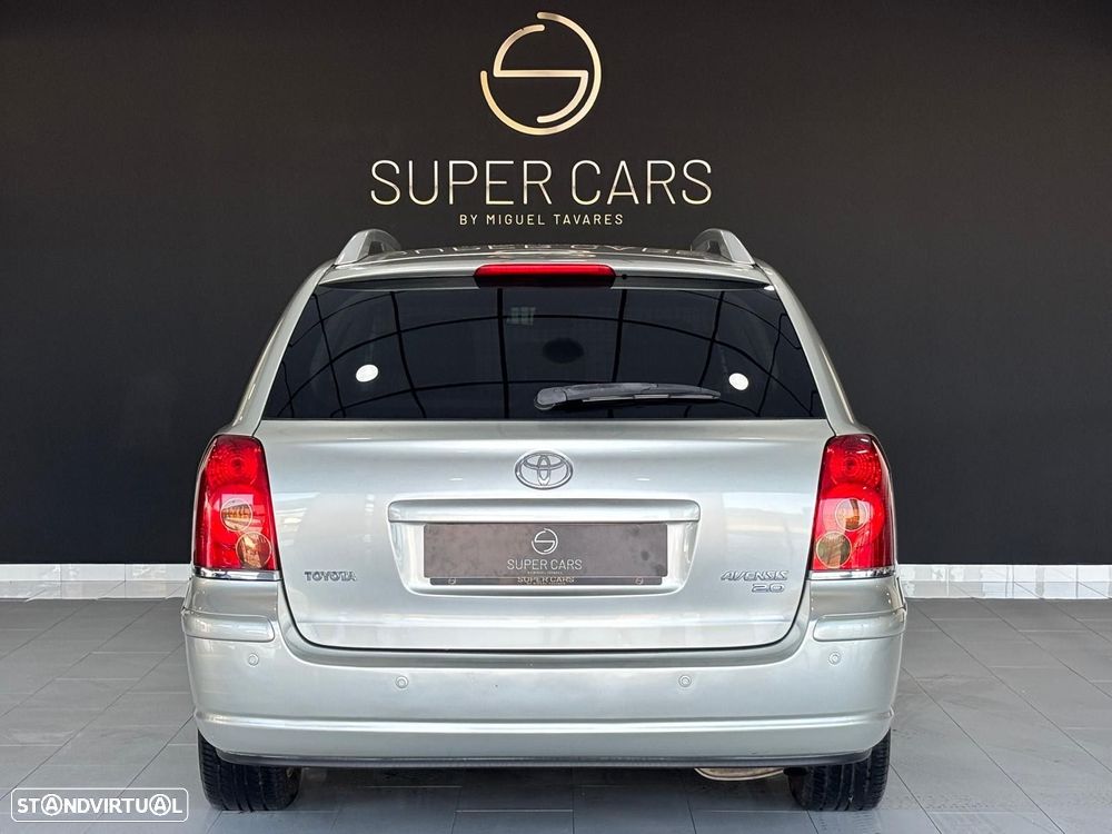 Toyota Avensis SW 2.0 D-4D - 4