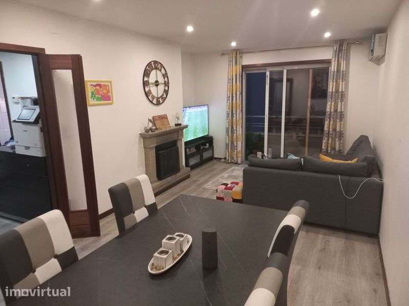 Apartamento T2 (suite) junto câmara municipal de Paredes - Grande imagem: 3/12