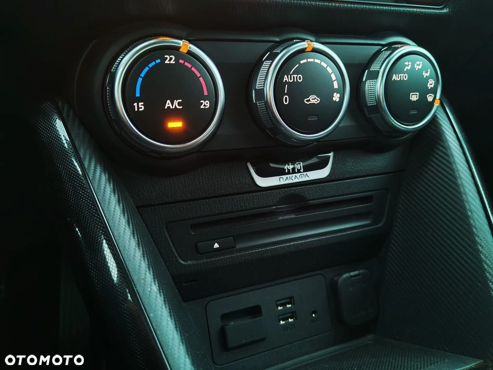 Mazda 2 SKYACTIV-G 90 Nakama - 35
