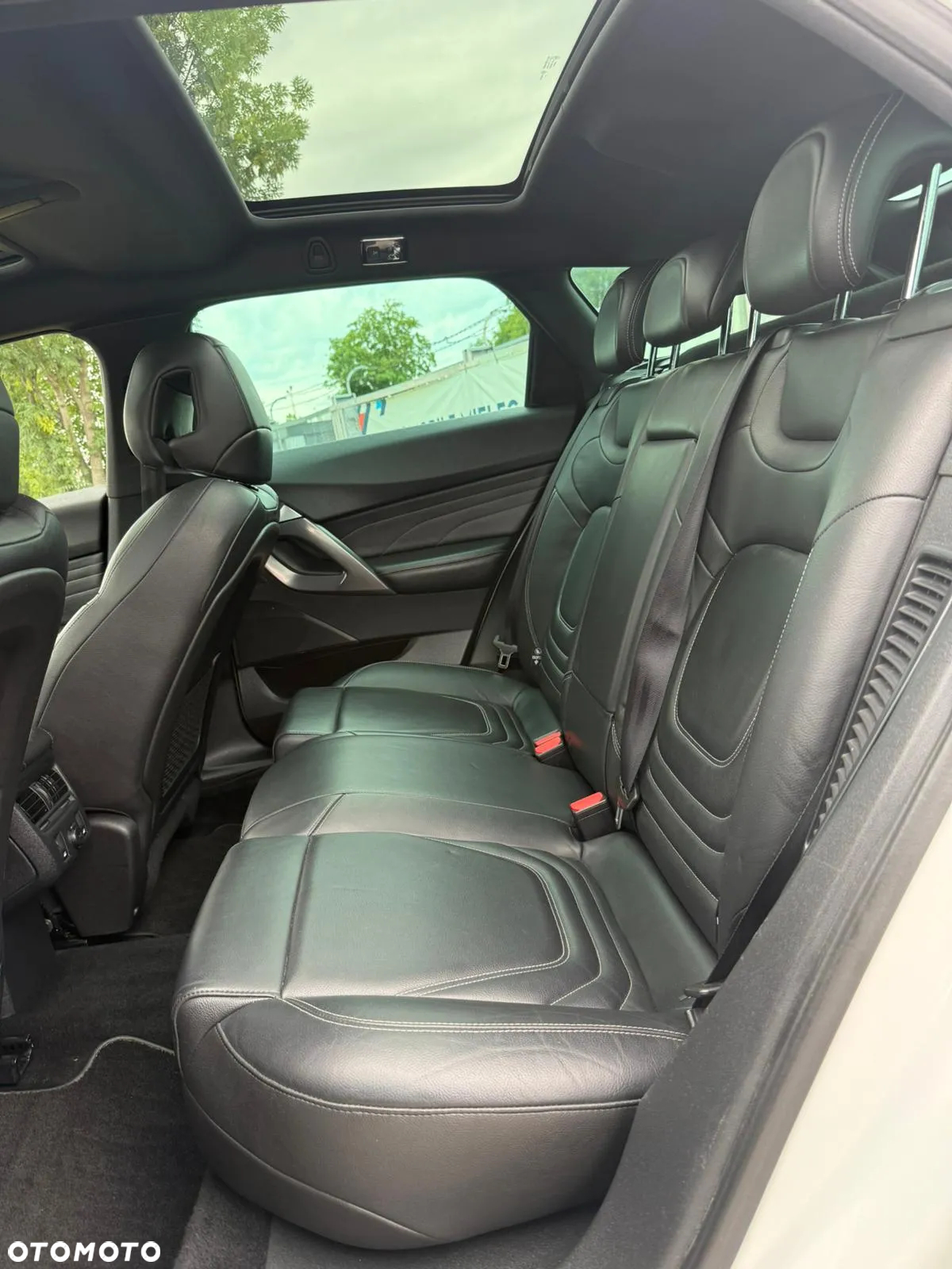 DS Automobiles DS 5 - 12