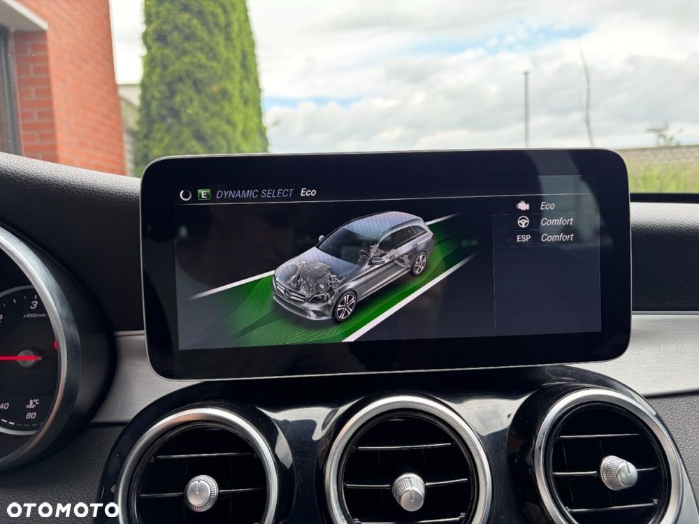 Mercedes-Benz Klasa C 220 d 9G-TRONIC Exclusive - 24