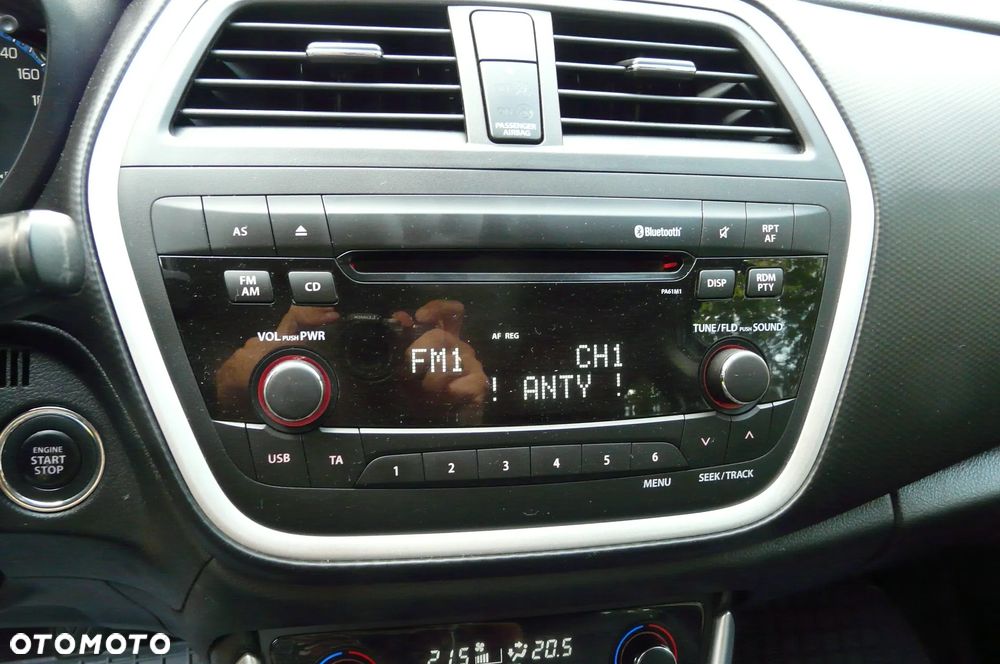 Suzuki SX4 S-Cross 1.6 Comfort - 17