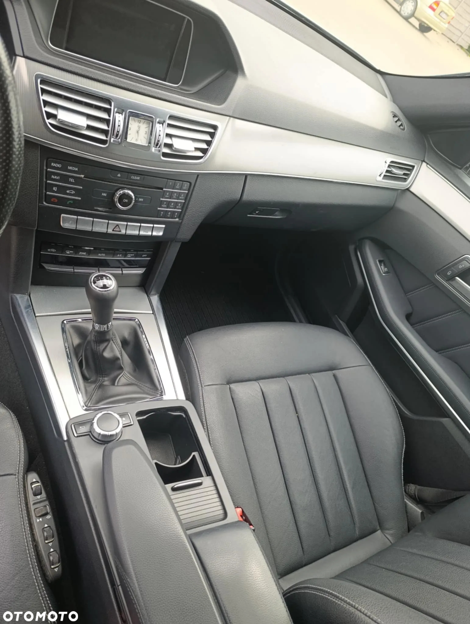 Mercedes-Benz Klasa E 200 BlueTEC Avantgarde - 9