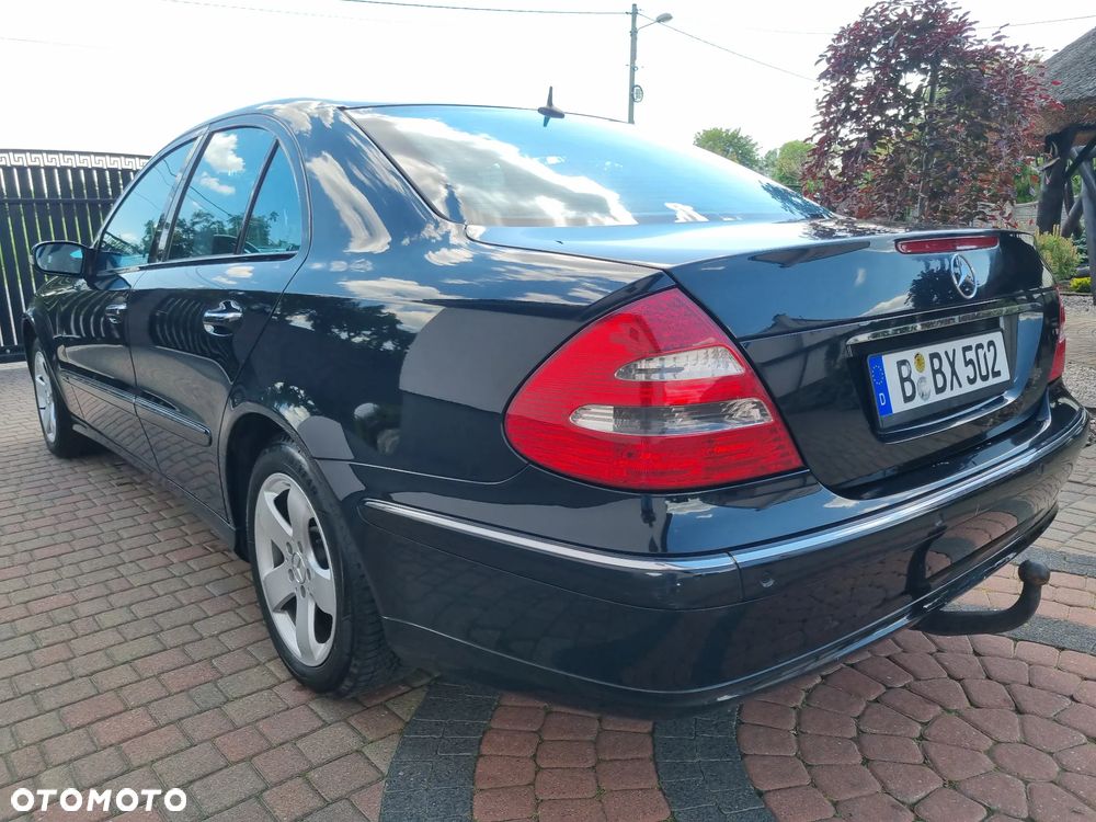 Mercedes-Benz Klasa E 220 CDI Automatik Avantgarde DPF - 8