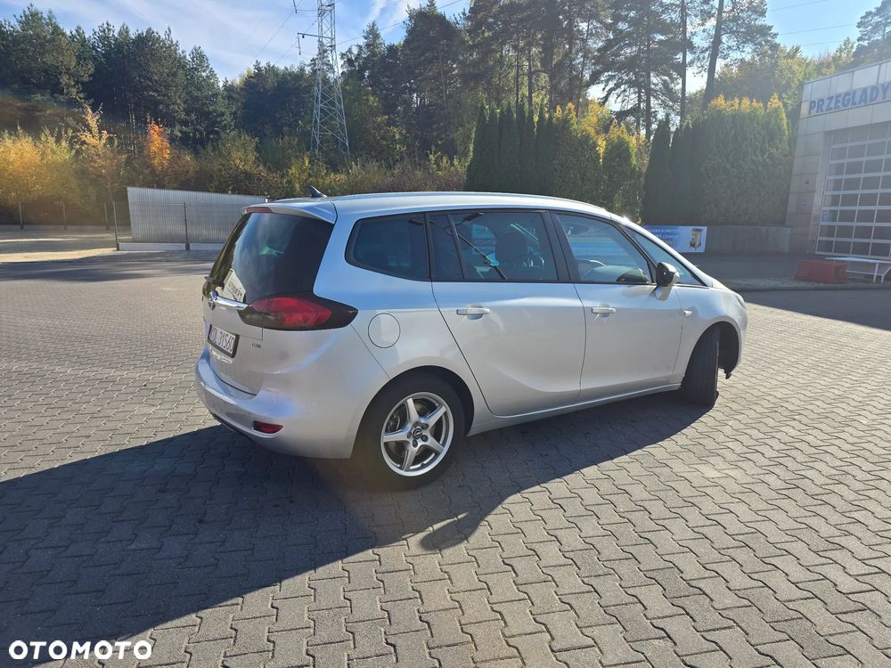 Opel Zafira 2015 photo 5