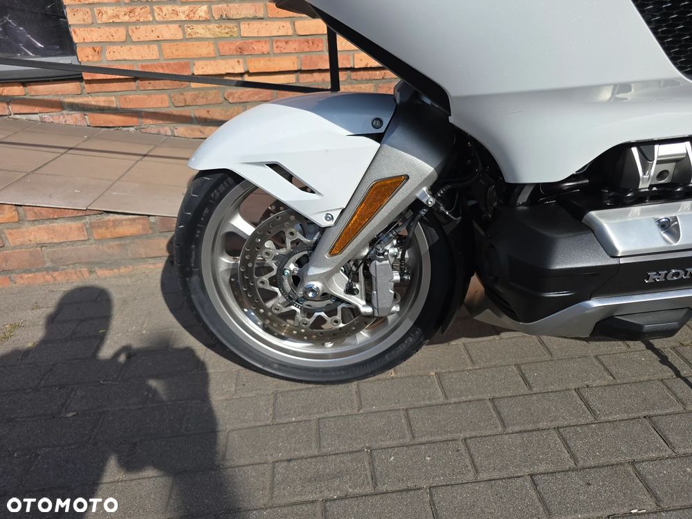 Honda GL - 9