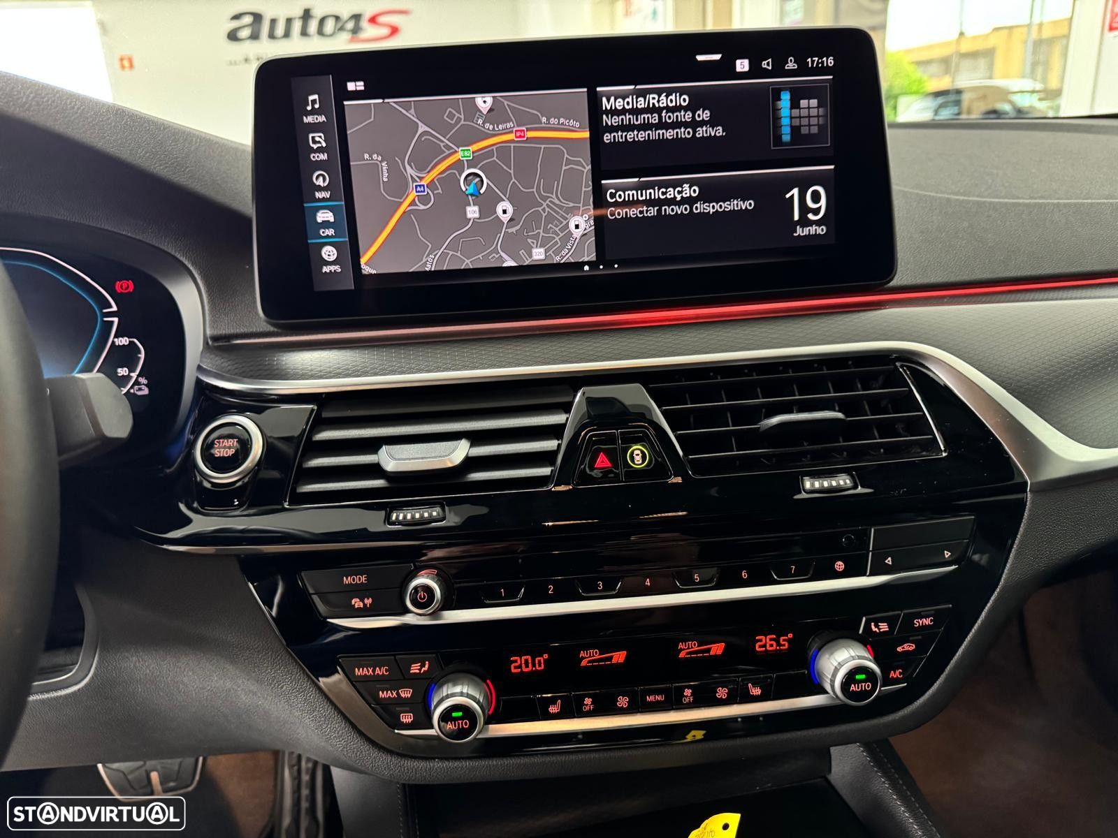 BMW 520 e Pack M - 24