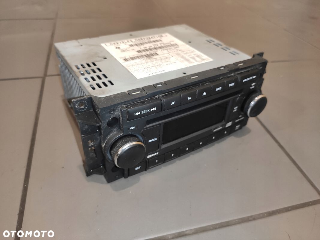 JEEP GRAND CHEROKEE WK WH CHRYSLER 300C RADIO CD ORYGINAŁ 05064067AD ŁADNE - 1