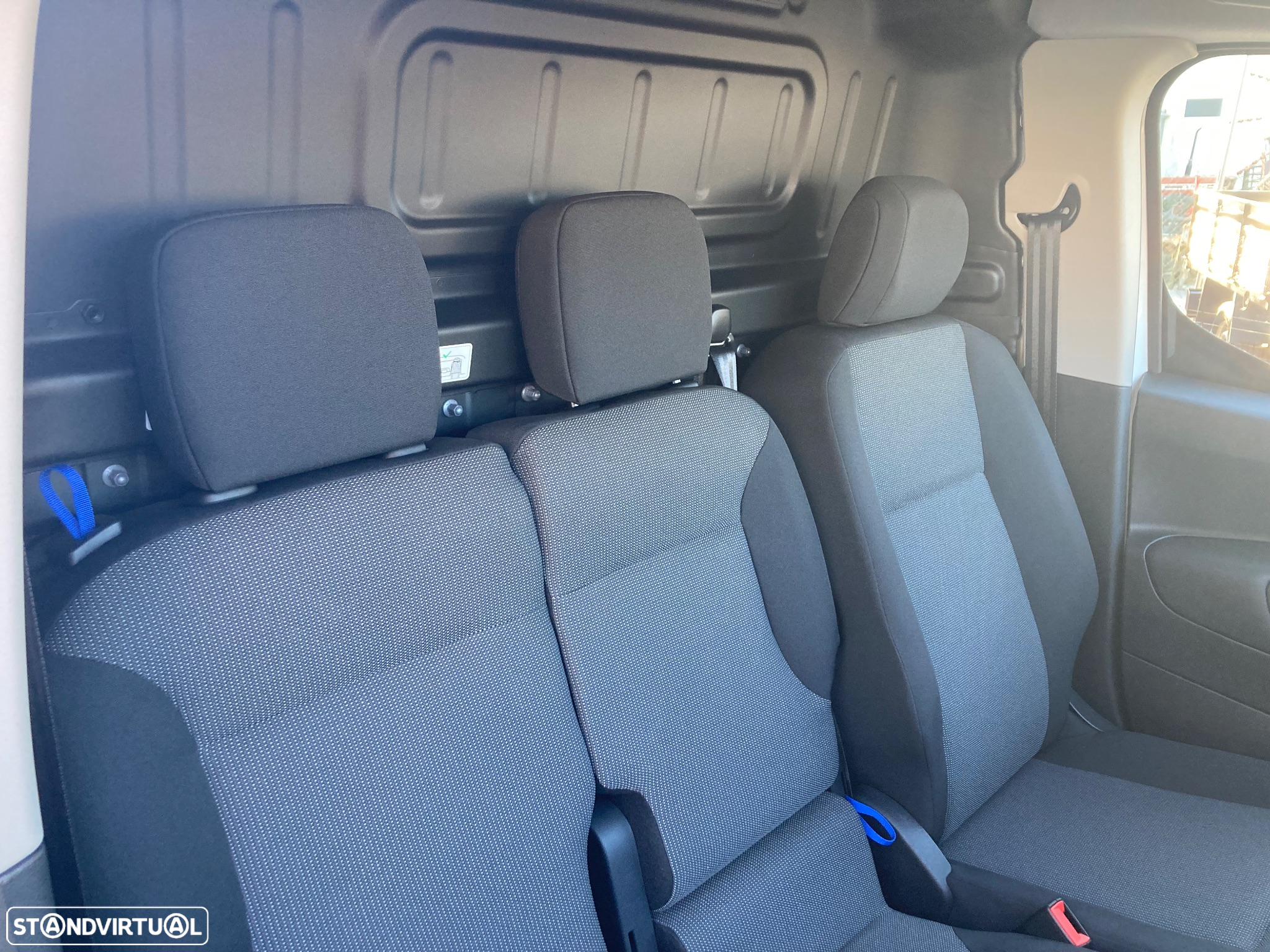 Citroën Berlingo longa L2H1 1.5 BlueHdi 102 Cv Van 3 Lug - 24