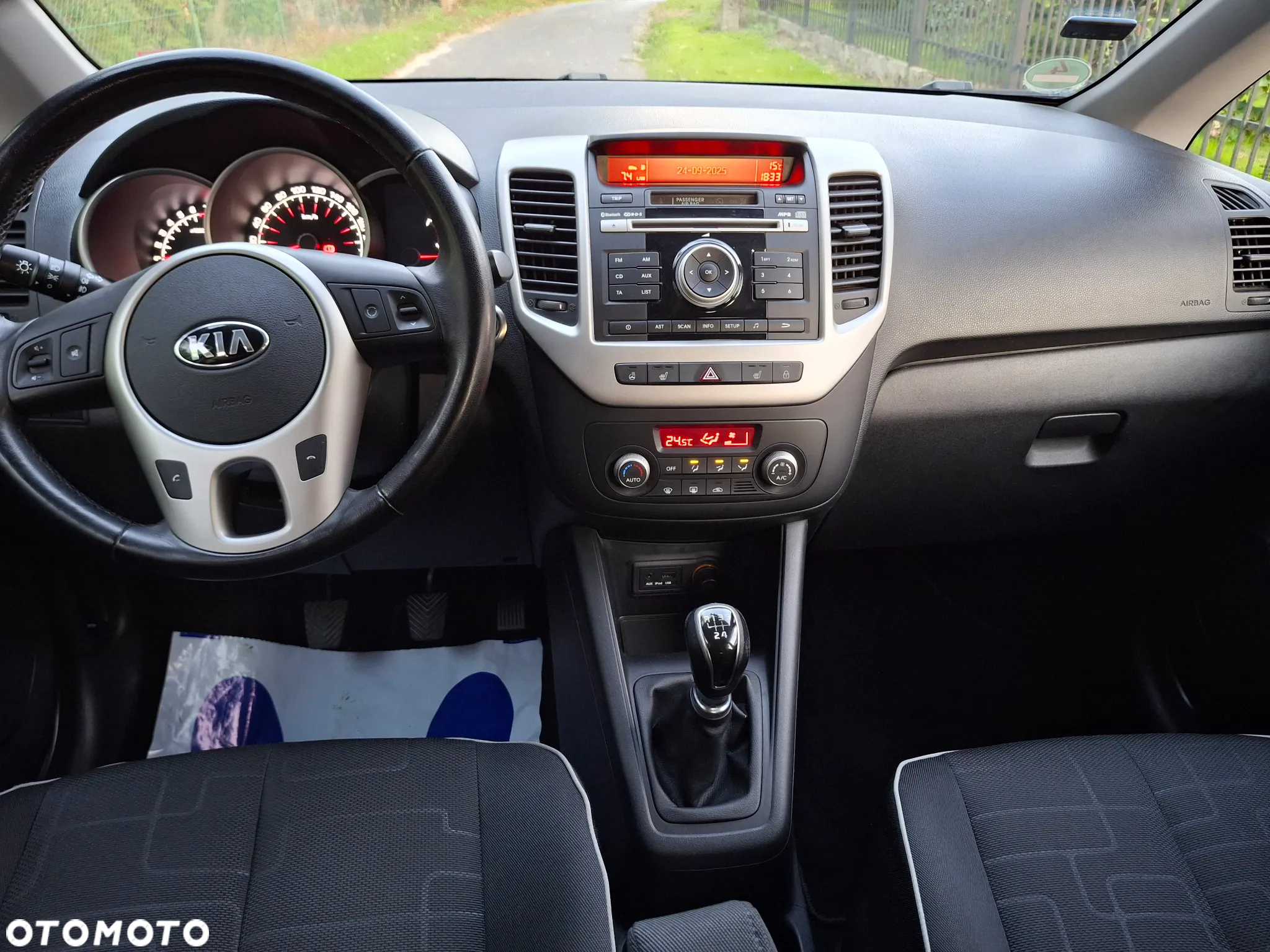 Kia Venga 1.4 CVVT Fifa World Cup Edition - 9