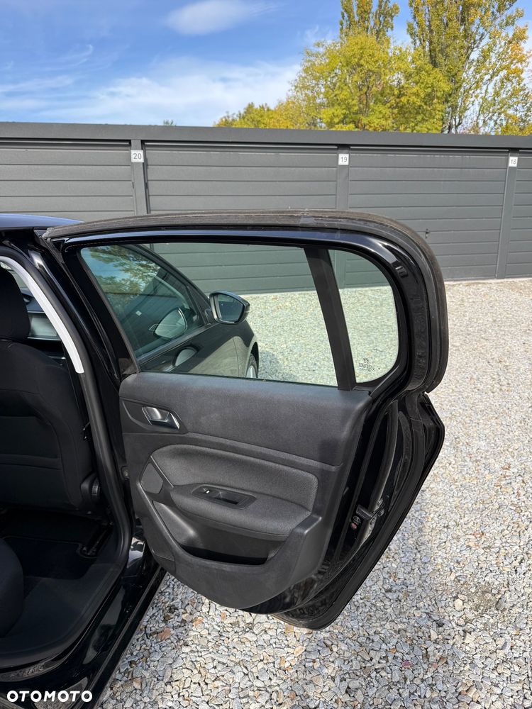 Peugeot 308 - 18