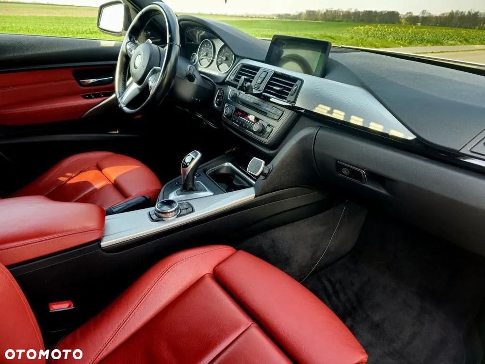 BMW Seria 3 335i xDrive Sport-Aut Sport Line - 16