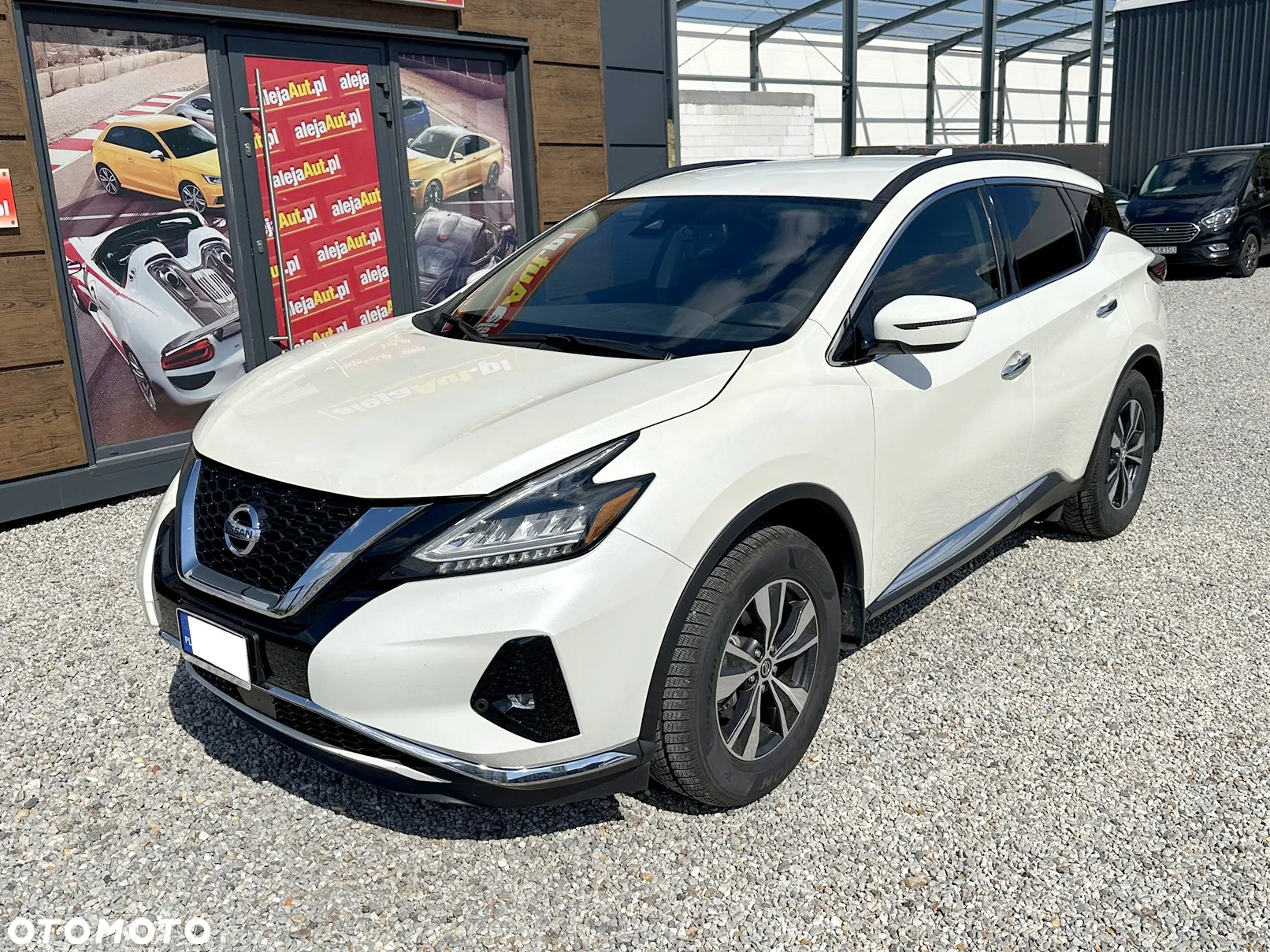 Nissan Murano - 2