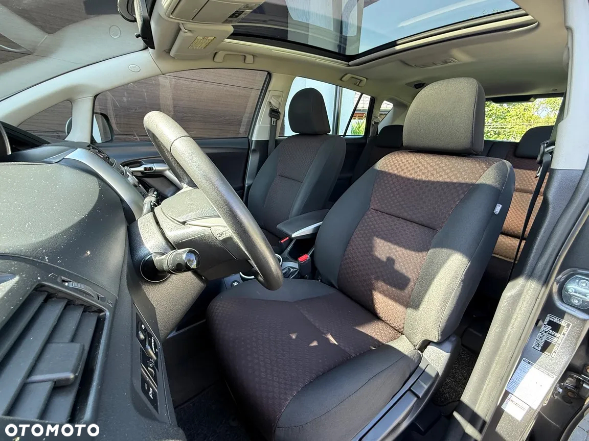 Toyota Verso 1.8 Edition - 14