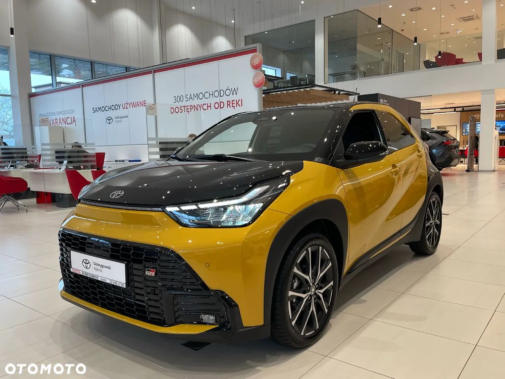 Toyota Aygo X Hybrid 1.5 Comfort e-CVT - 1