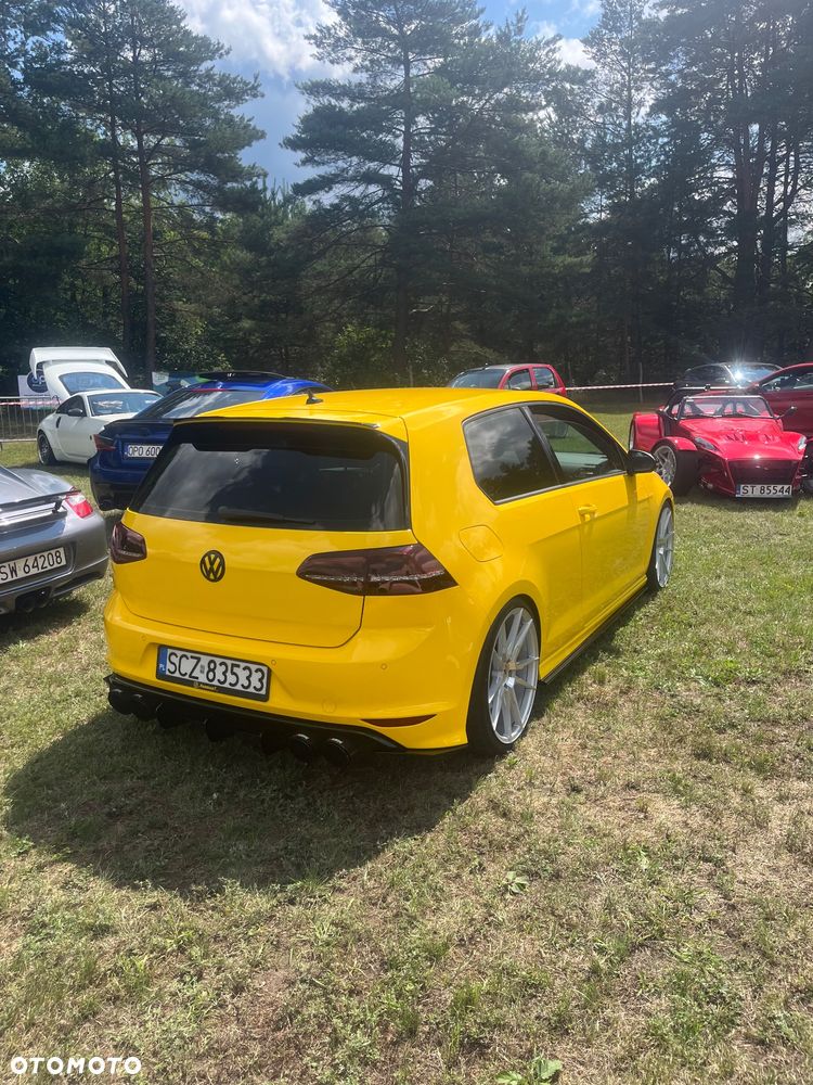 Volkswagen Golf - 15