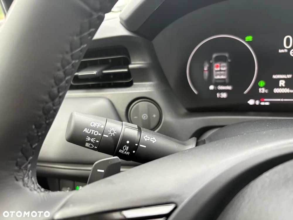 Honda HR-V 1.5 i-MMD Elegance CVT - 24