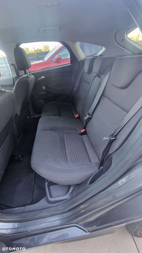 Ford Focus - 12