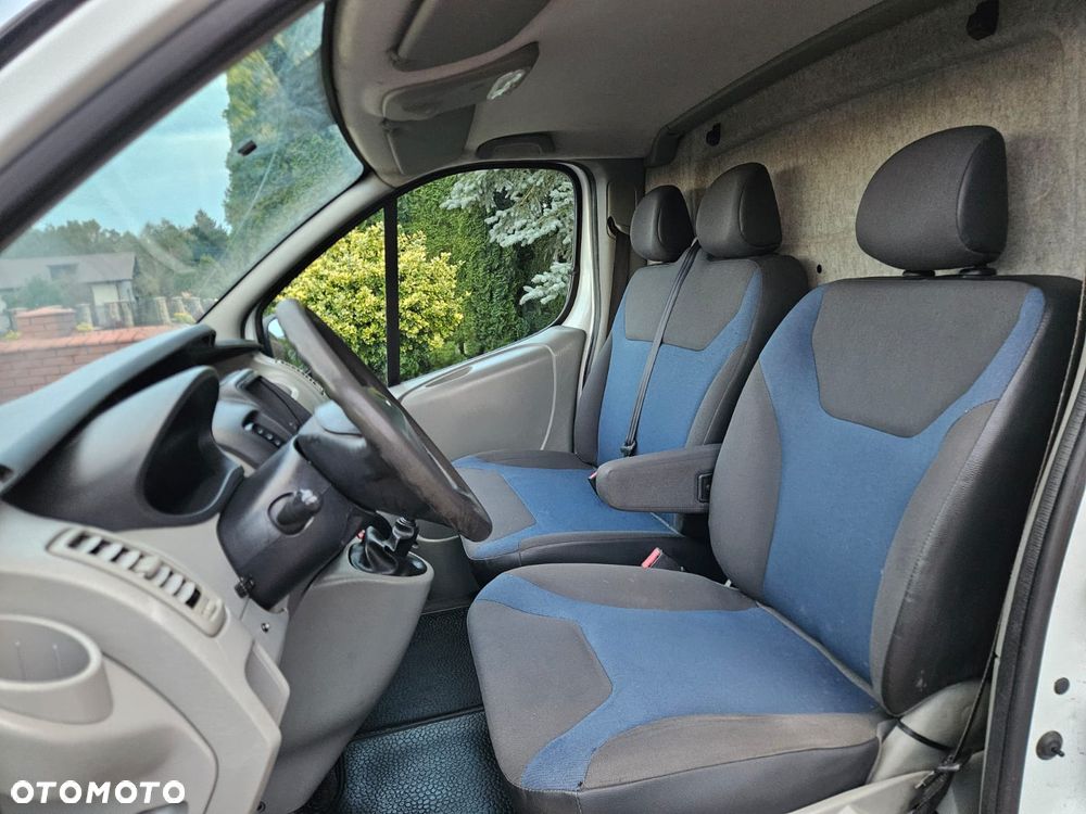 Renault Trafic - 11