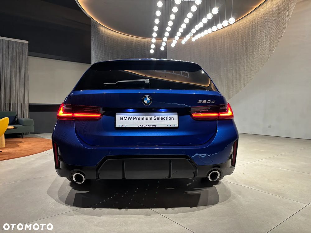 BMW Seria 3 320d M Sport - 27