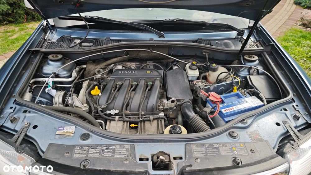 Dacia Duster 1.6 - 8