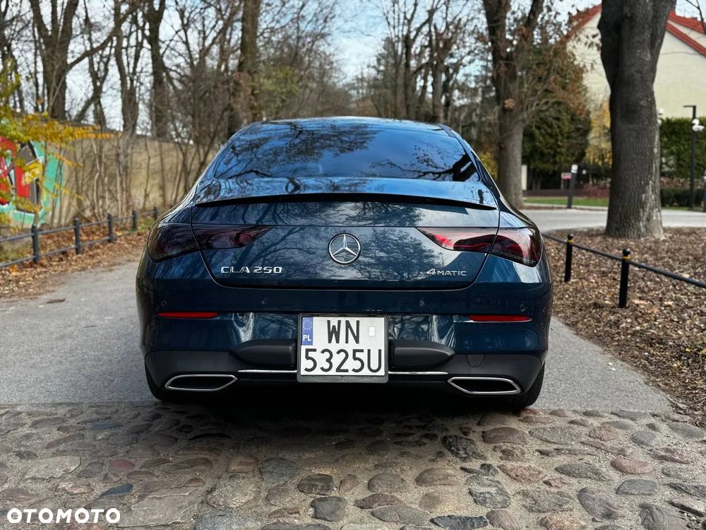 Mercedes-Benz CLA 250 4Matic 7G-DCT Edition 2020 - 9